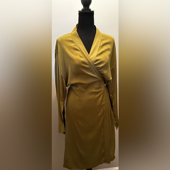 A New Day Kimono - Picture 2 of 5